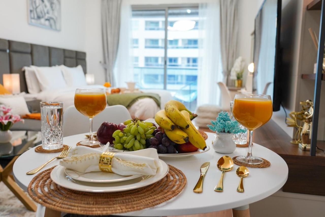 Luxury Studio Apartment Close To Jbr Beach&Yacht Club&Metro-Available Airport Shuttle Dubai Eksteriør bilde